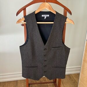 LE CHATEAU | Grey Vest - Size Small
